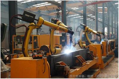 聯想榮膺行業先鋒 內生外化雙驅動，軟件開發助力制造業轉型升級